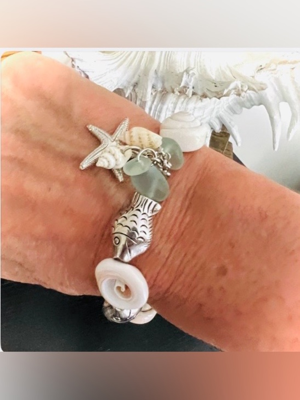 NEW Artisan Coastal Shell, Fish & Sea Glass Bracelet 🐠